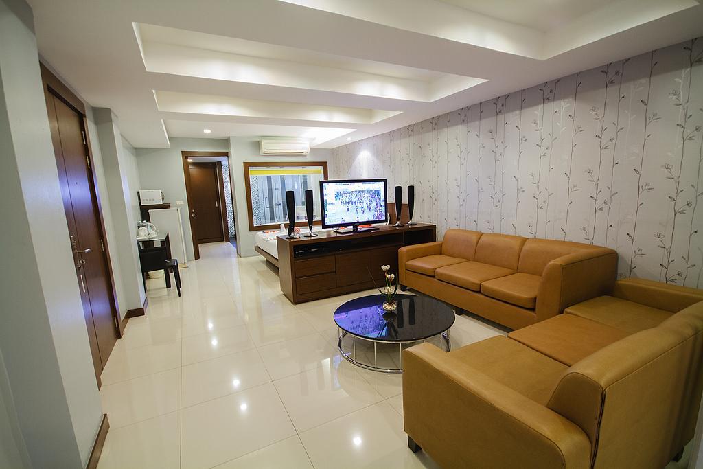 Platinum And מלון Patong